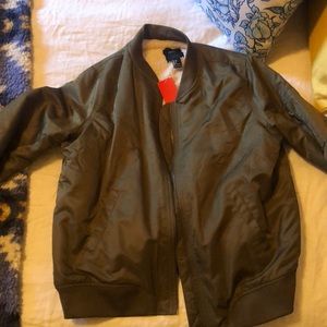 Forever 21 Green bomber jacket with fur inside